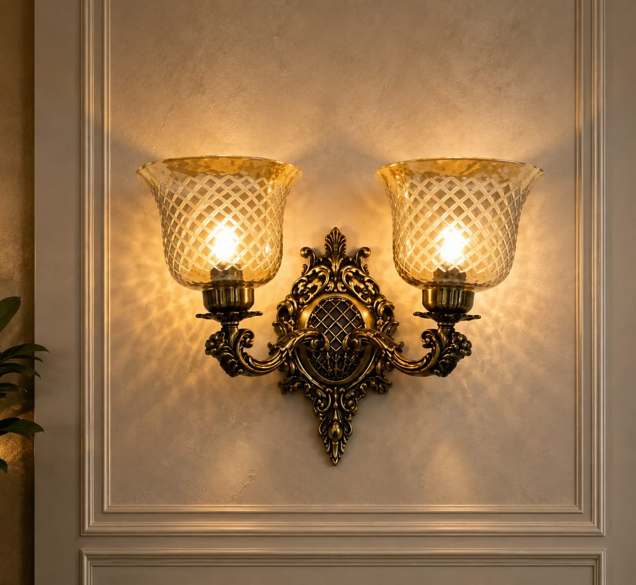 Regal Lattice Double Wall Sconce